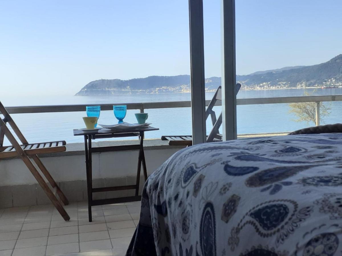 Cadorna Fronte Mare Daire Alassio Dış mekan fotoğraf